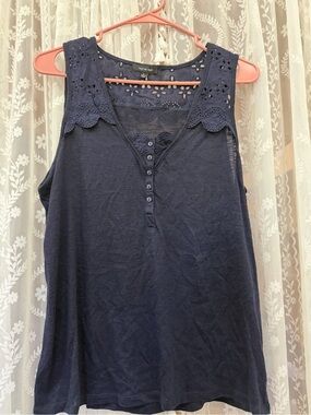 VERVE AMI Navy Eyelet Lace Henley Tank